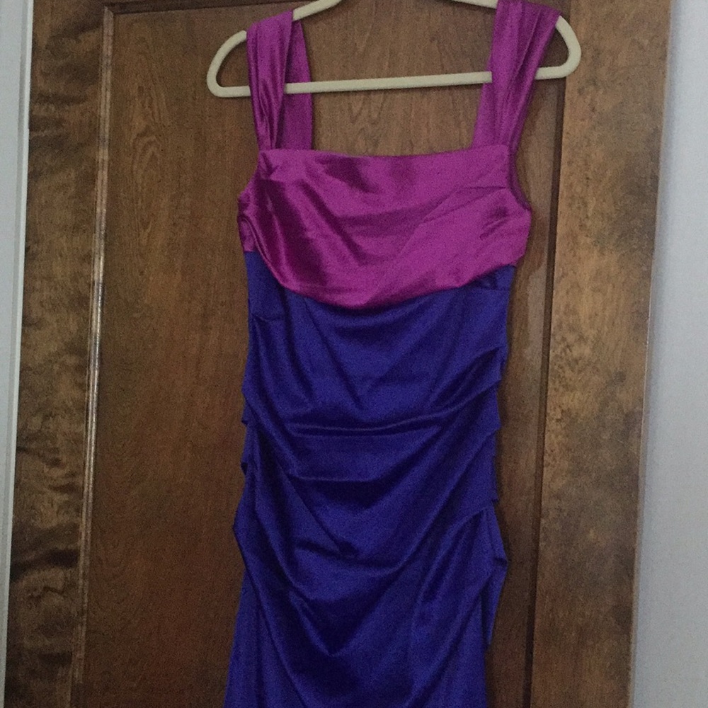 Gorgeous side ruched satin dress
